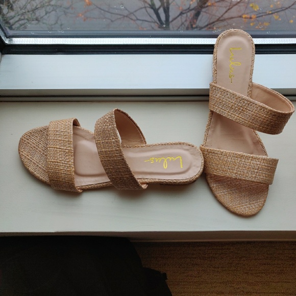 Lulus Shoes - Lulu's 1in. healed sandals